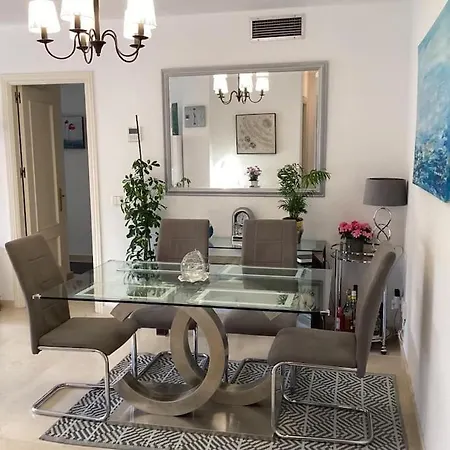 Spacious 3 Bed Puerto Duquesa Manilva