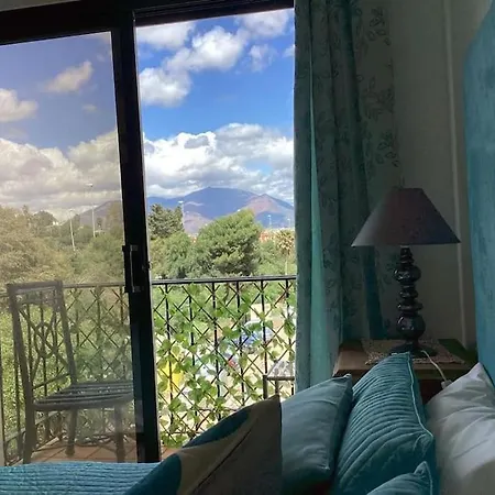 Spacious 3 Bed Puerto Duquesa