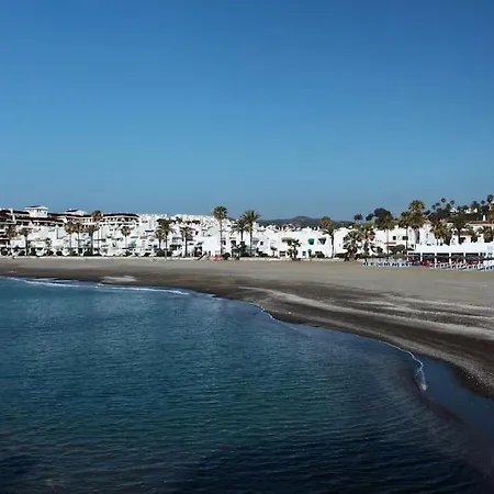 Apartment Spacious 3 Bed Puerto Duquesa *
