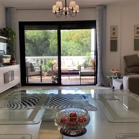 Spacious 3 Bed Puerto Duquesa