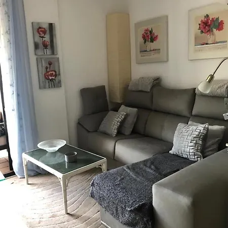 Apartment Spacious 3 Bed Puerto Duquesa Manilva